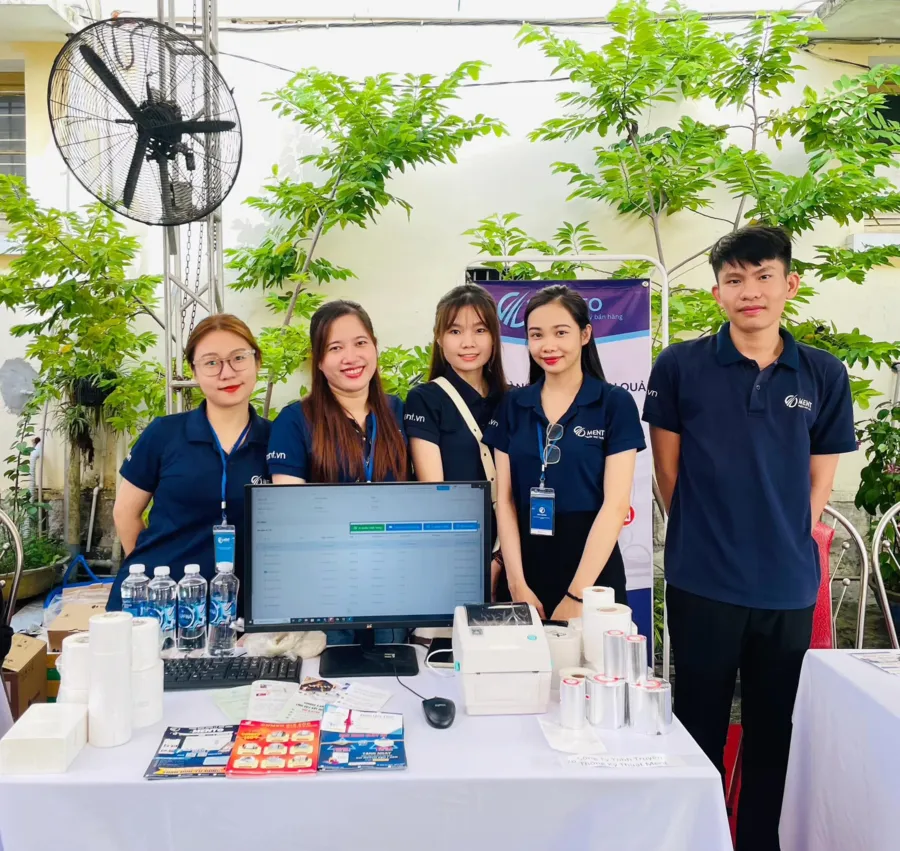 Gian trưng bày của Ment tại sự kiện