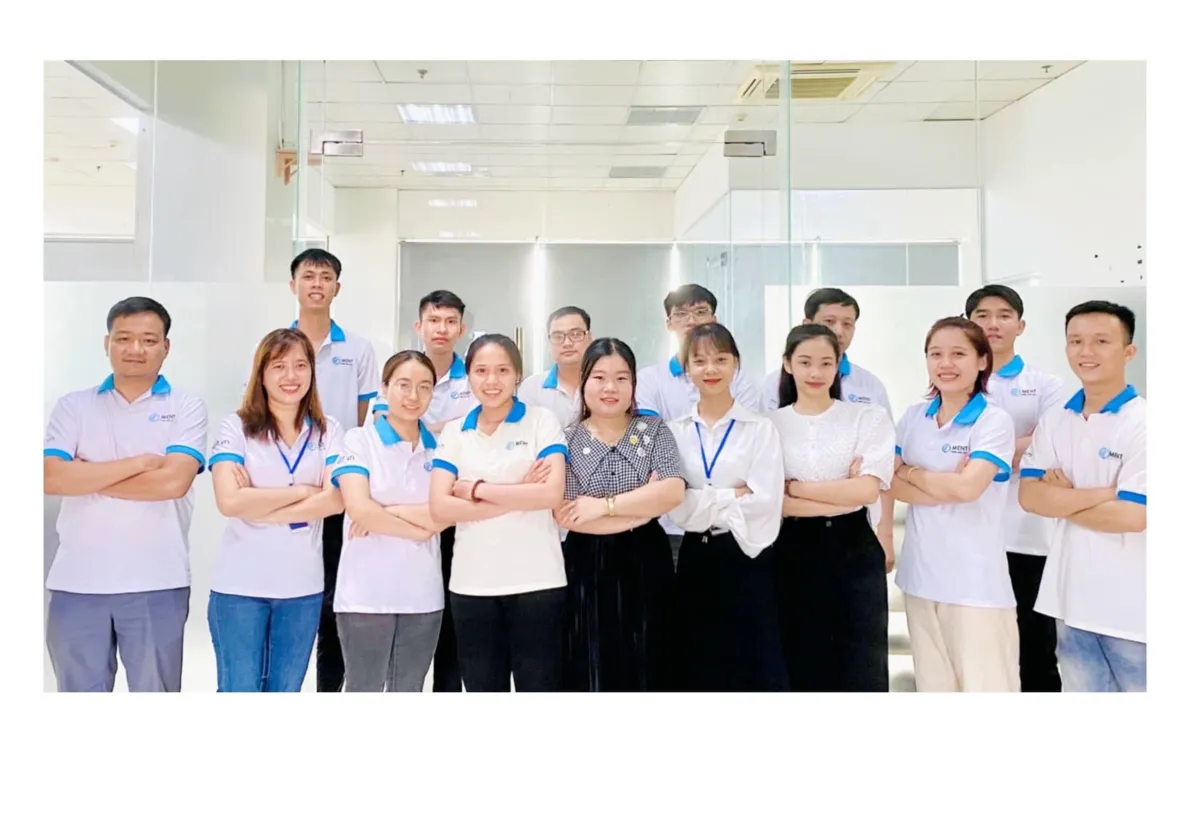 Đội ngũ Ment trao đổi công việc